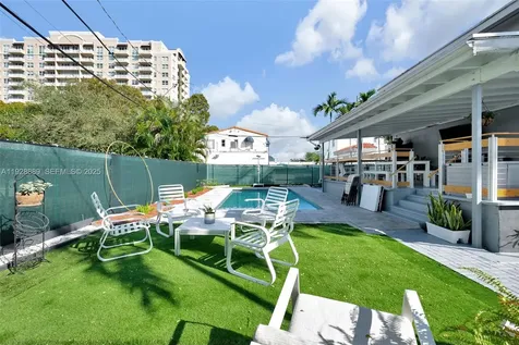 3711 SW 27th Terrace Miami FL 33134