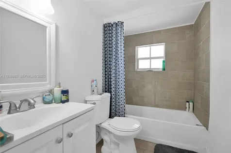 3711 SW 27th Terrace Miami FL 33134
