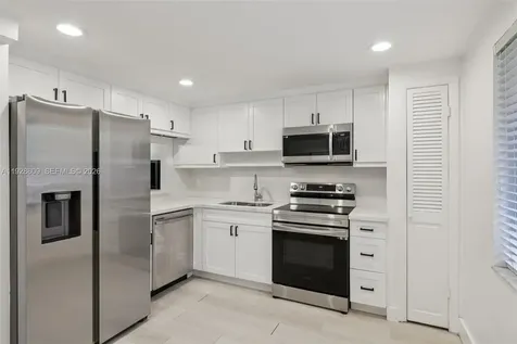 30 Chestnut Circle Cooper City FL 33026
