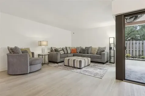 30 Chestnut Circle Cooper City FL 33026