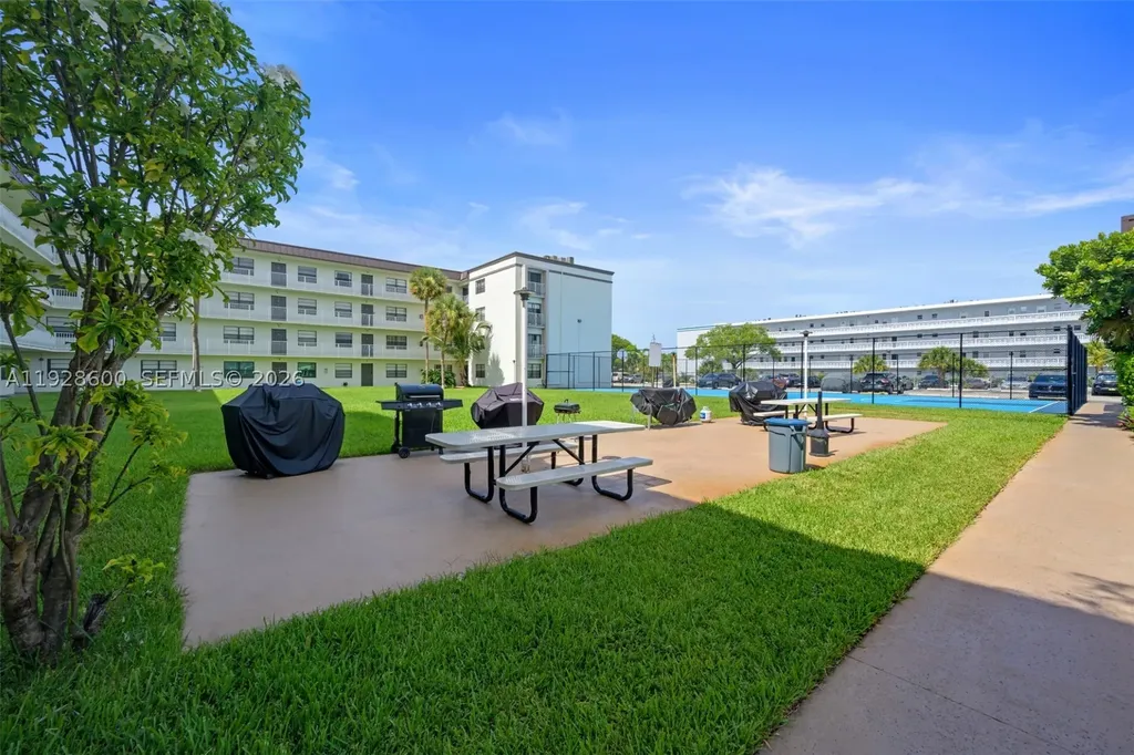 500 NE 2nd Street Dania Beach FL 33004