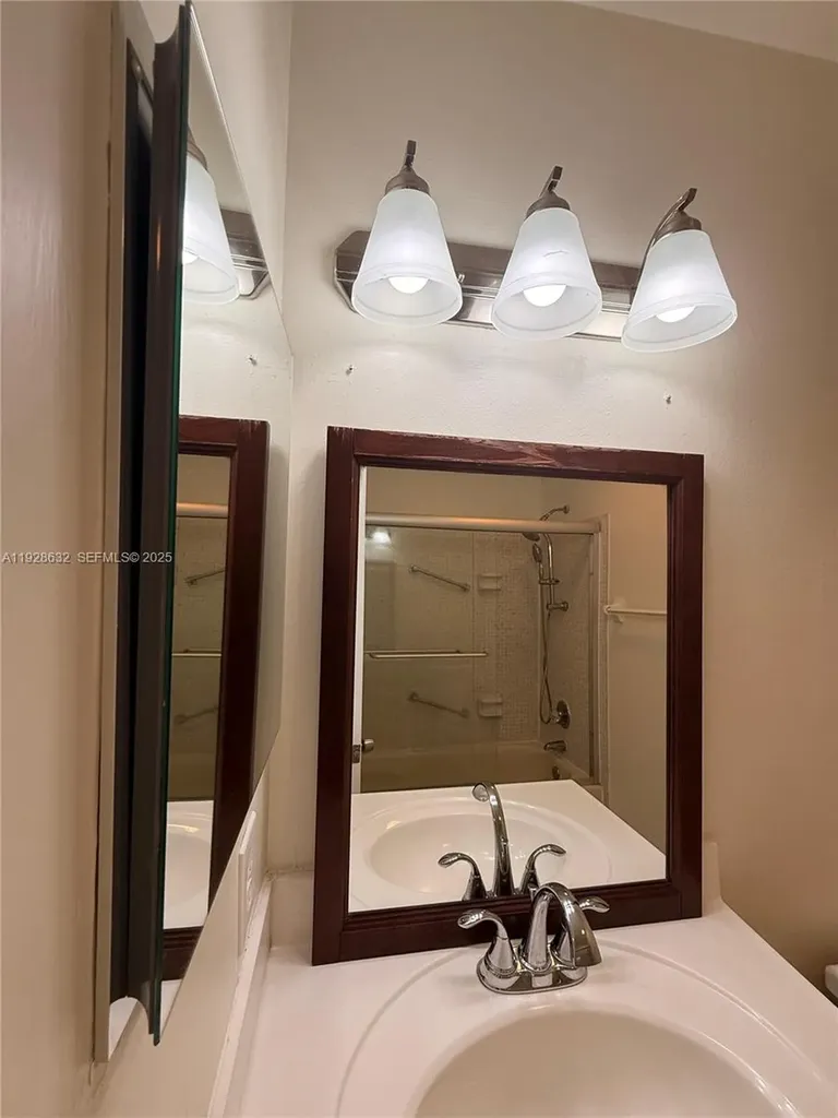 13741 Flora Place Delray Beach FL 33484