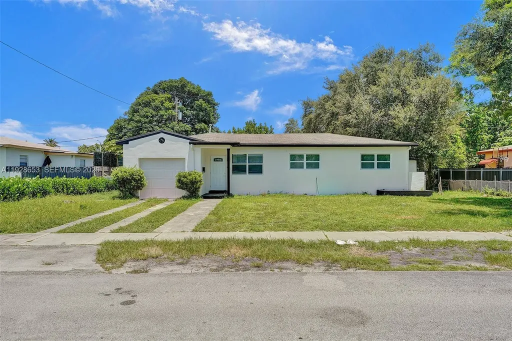 1041 NE 169th Street Miami FL 33162