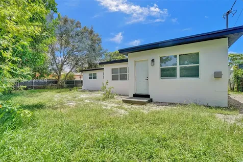 1041 NE 169th Street Miami FL 33162