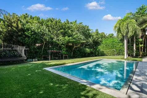 111 Reef Lane Key Biscayne FL 33149