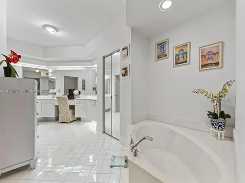 10750 NW 66th Street Doral FL 33178