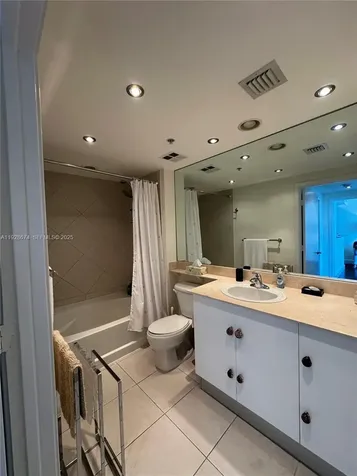 335 S Biscayne Boulevard Miami FL 33131