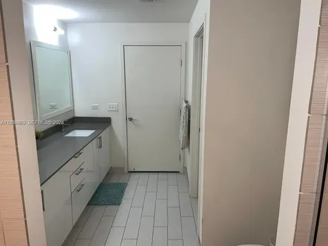 Miami FL 33130