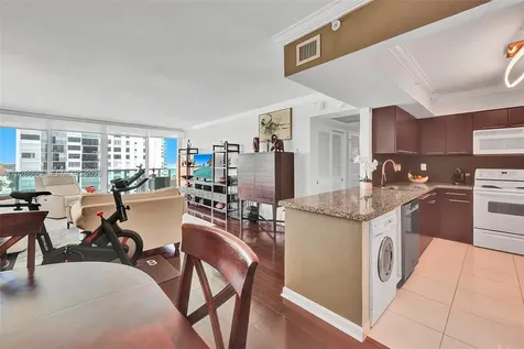 2501 S Ocean Drive Hollywood FL 33019