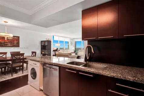 2501 S Ocean Drive Hollywood FL 33019