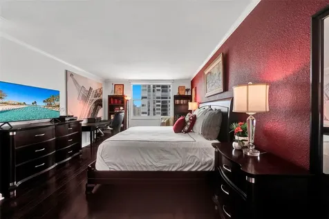 2501 S Ocean Drive Hollywood FL 33019