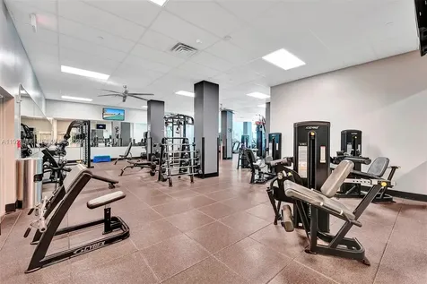 2501 S Ocean Drive Hollywood FL 33019