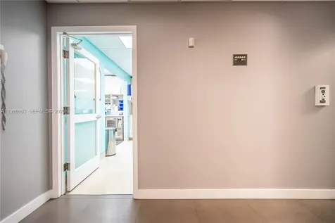 7600 S Red Road South Miami FL 33143