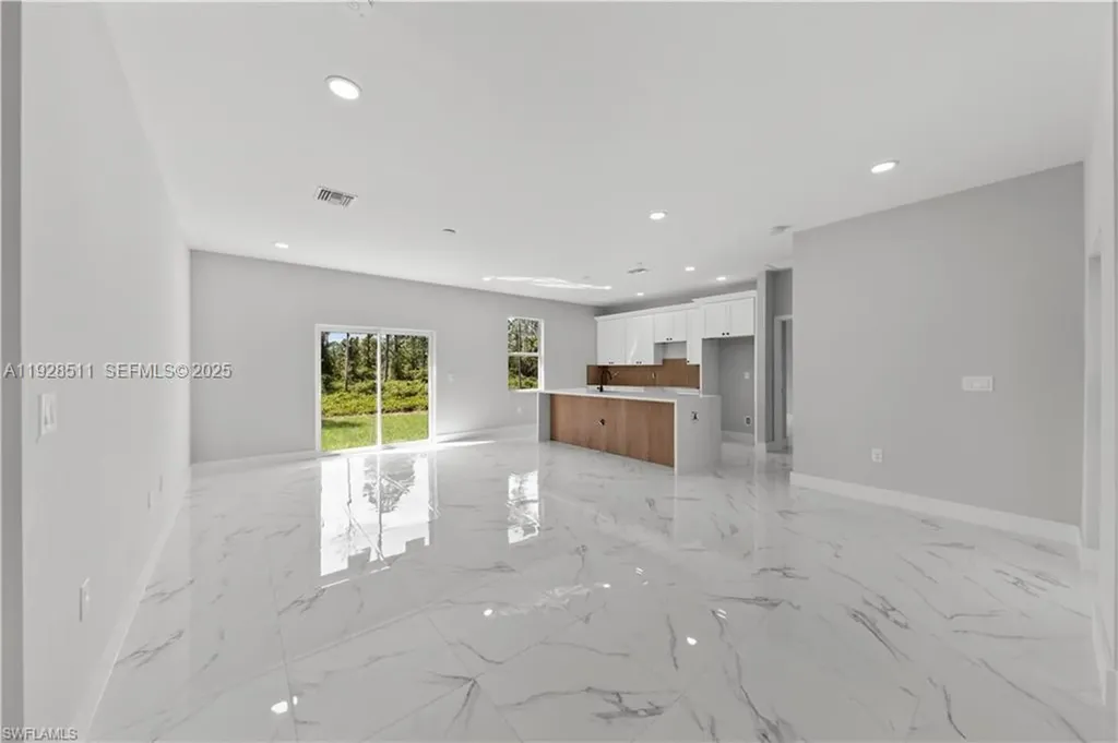 1108 Garibaldi Street E Lehigh Acres FL 33974