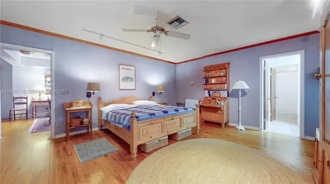 2607 N Greenway Drive Coral Gables FL 33134