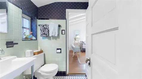 2607 N Greenway Drive Coral Gables FL 33134
