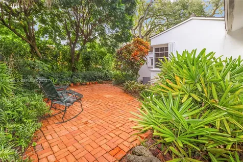 2607 N Greenway Drive Coral Gables FL 33134