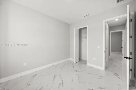 1110 Garibaldi Sst E Lehigh Acres FL 33974