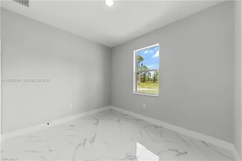 1110 Garibaldi Sst E Lehigh Acres FL 33974