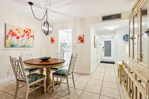 2900 NW 48th Terrace Lauderdale Lakes FL 33313