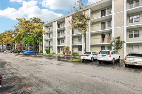 2900 NW 48th Terrace Lauderdale Lakes FL 33313
