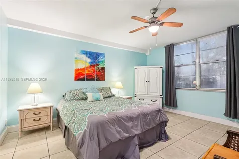 2900 NW 48th Terrace Lauderdale Lakes FL 33313