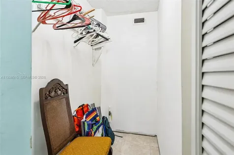 2900 NW 48th Terrace Lauderdale Lakes FL 33313