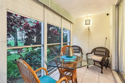 2900 NW 48th Terrace Lauderdale Lakes FL 33313