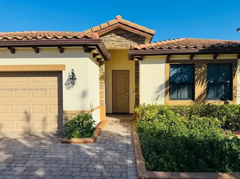 2491 SE 2nd Street Homestead FL 33033