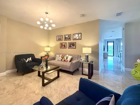 2491 SE 2nd Street Homestead FL 33033