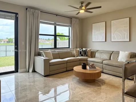 2491 SE 2nd Street Homestead FL 33033
