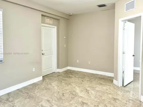 2491 SE 2nd Street Homestead FL 33033