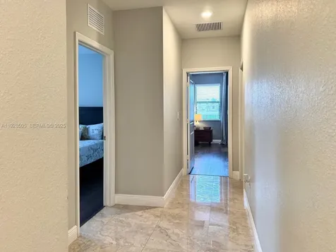2491 SE 2nd Street Homestead FL 33033