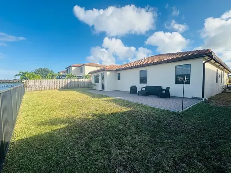 2491 SE 2nd Street Homestead FL 33033