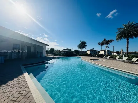 2491 SE 2nd Street Homestead FL 33033
