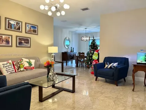 2491 SE 2nd Street Homestead FL 33033