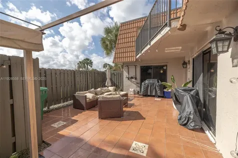 11006 N Harmony Lake Circle Davie FL 33324