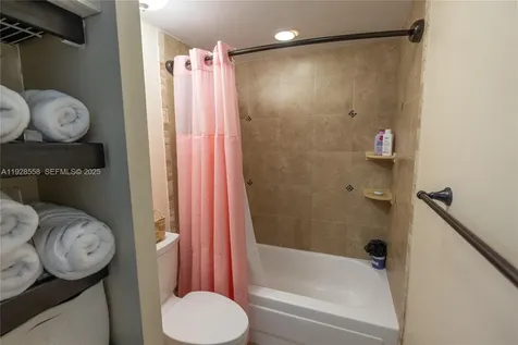 11006 N Harmony Lake Circle Davie FL 33324