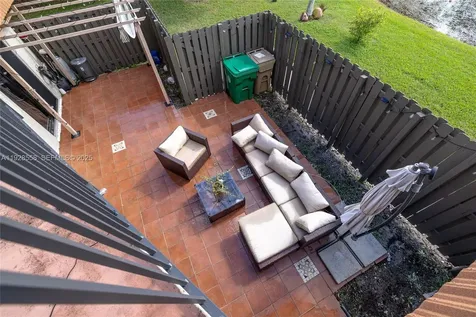 11006 N Harmony Lake Circle Davie FL 33324