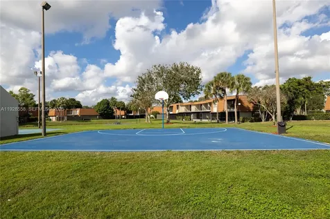 11006 N Harmony Lake Circle Davie FL 33324