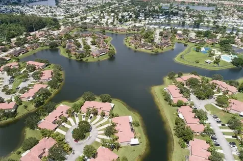 11006 N Harmony Lake Circle Davie FL 33324