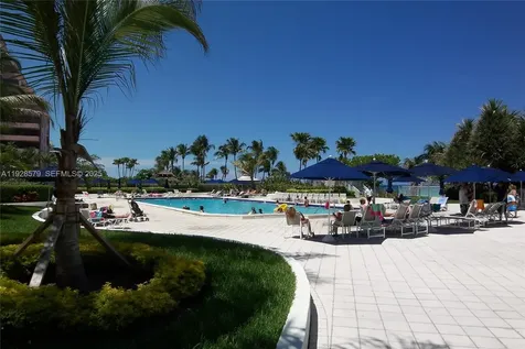 Miami Beach FL 33140