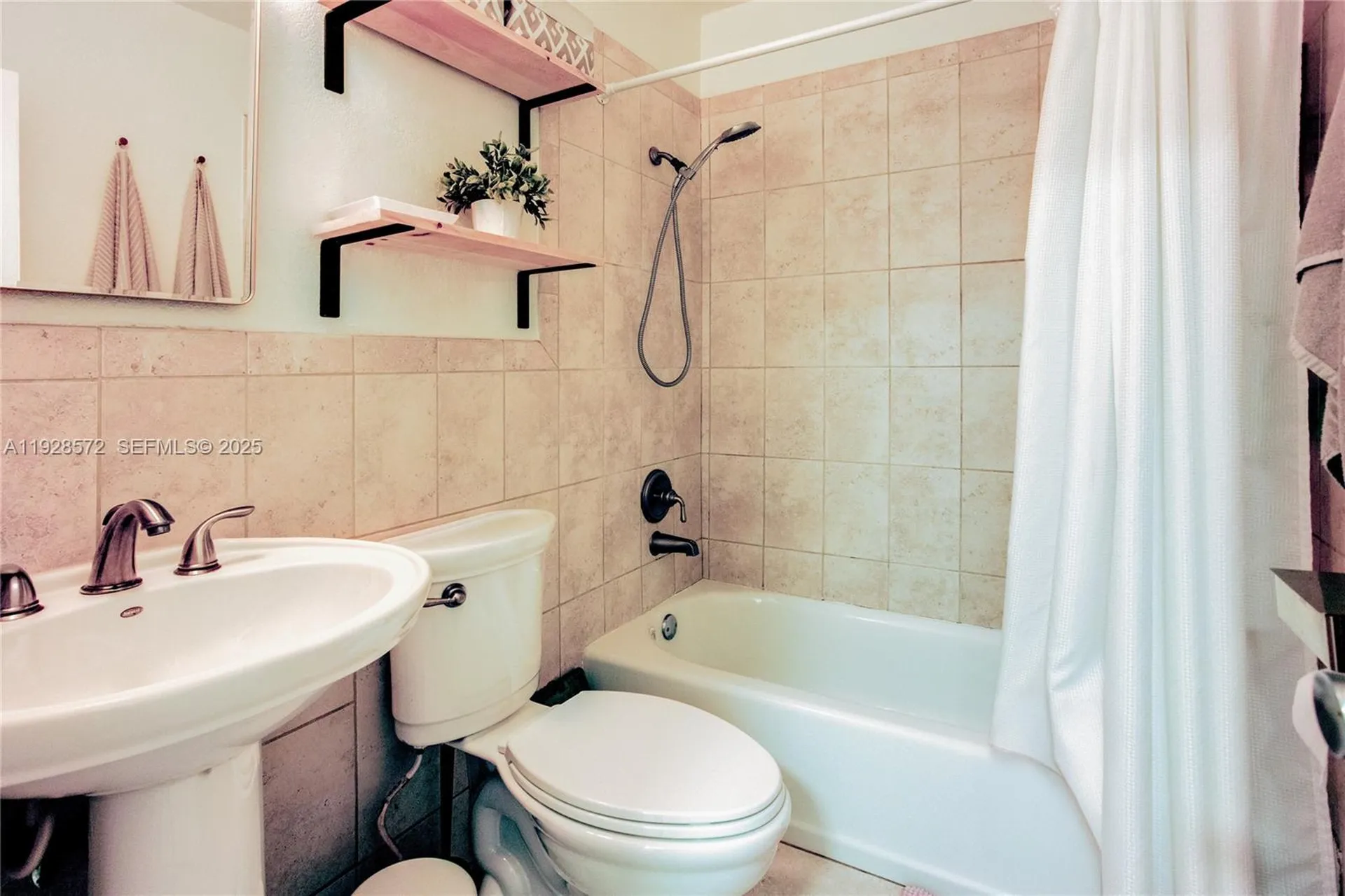 931 SW 29th Street Fort Lauderdale FL 33315