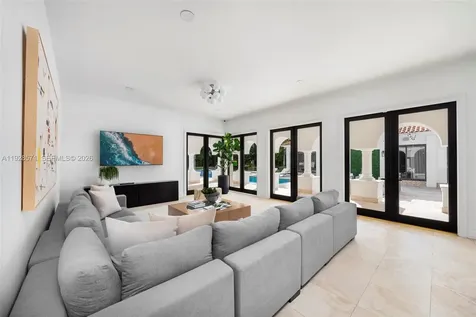 7430 SW 66th Street Miami FL 33143