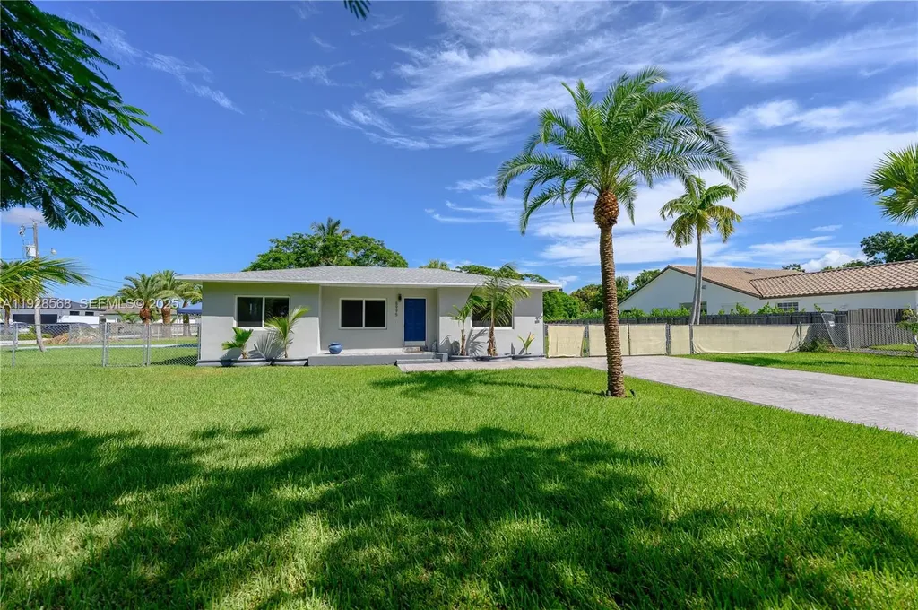 8995 SW 158th Street Palmetto Bay FL 33157