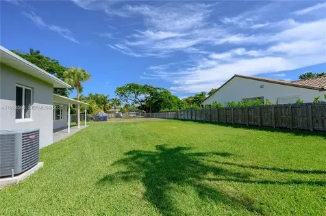 8995 SW 158th Street Palmetto Bay FL 33157