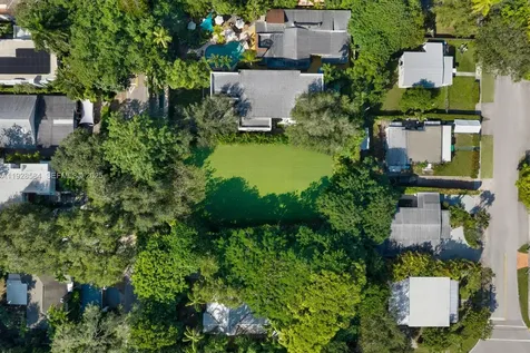 3729 Kumquat Avenue Miami FL 33133