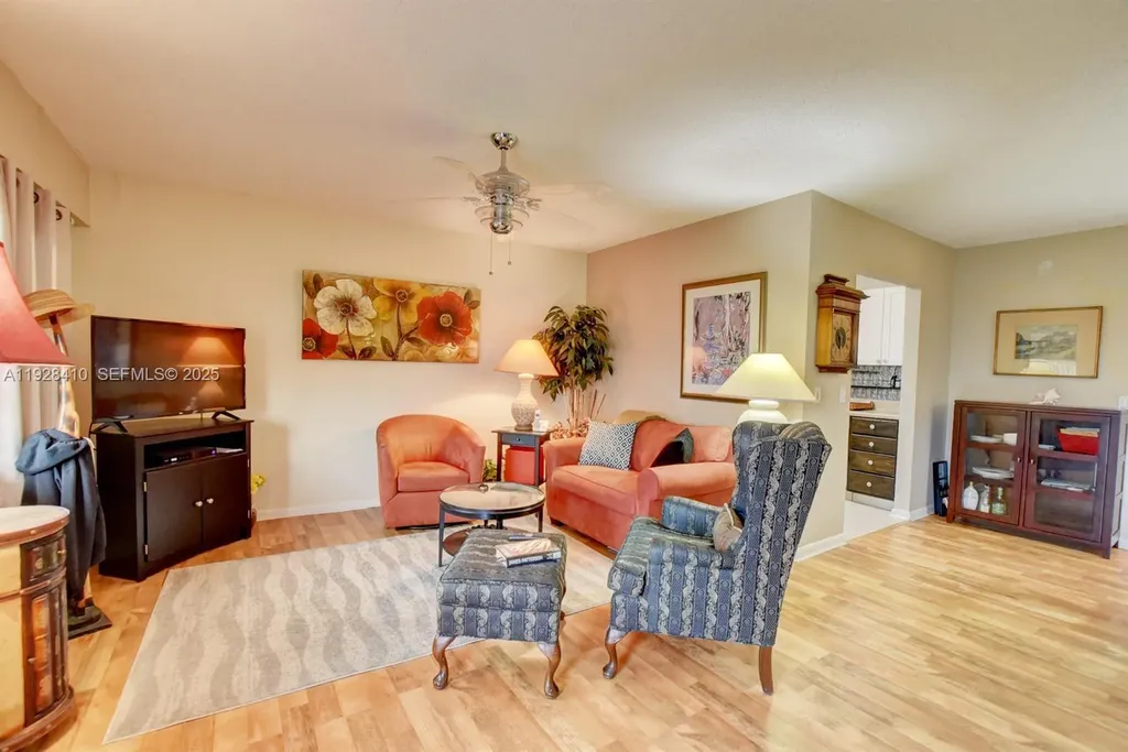 293 Mansfield G Boca Raton FL 33434
