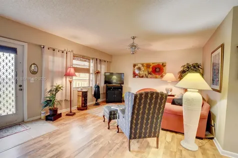 293 Mansfield G Boca Raton FL 33434