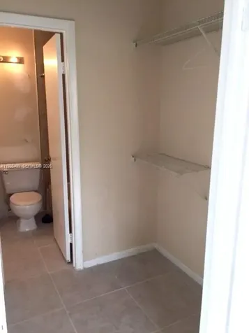18324 NW 68 Hialeah FL 33015